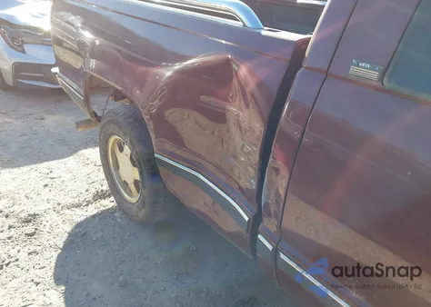 1997 Chevrolet C1500 Fleetside from USA, damaged, VIN 2GCEC19R0V1141067